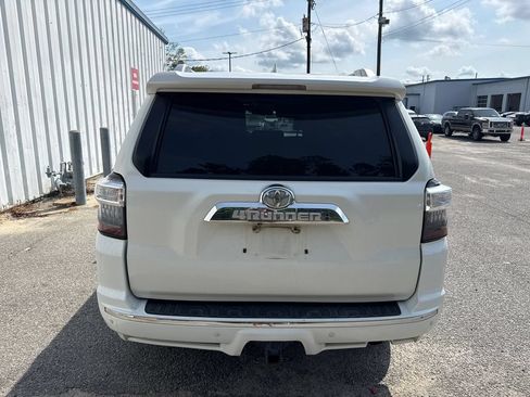 Used 2017 Toyota 4Runner Limited RWD image 7