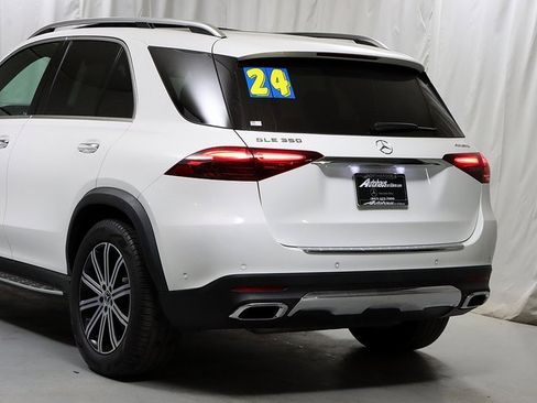 Used 2024 Mercedes-Benz GLE 350 4MATIC w/ Driver Assistance Package image 8