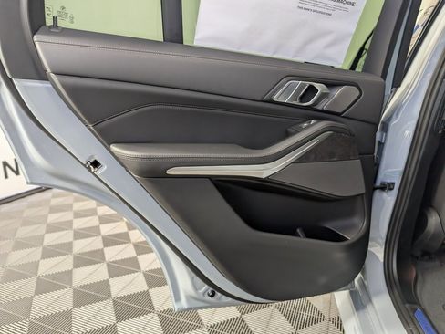 New 2026 BMW X5 xDrive40i image 17