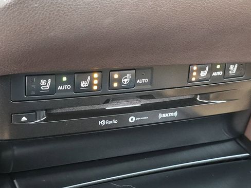 Certified 2021 Lexus ES 350 w/ Premium Package image 12