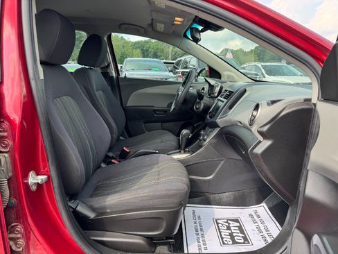 Used 2013 Chevrolet Sonic LT FWD image 19