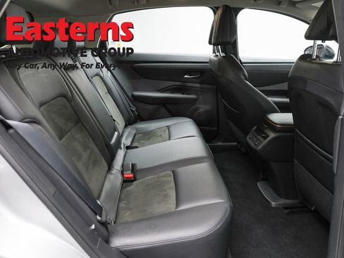 Used 2023 Nissan Ariya FWD image 21