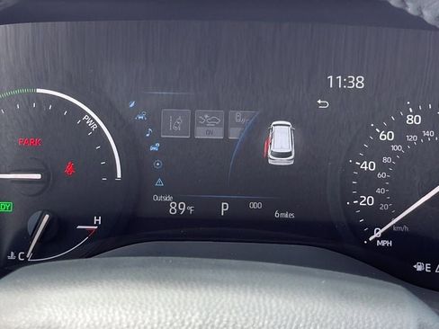 New 2026 Toyota Sienna XLE FWD image 22