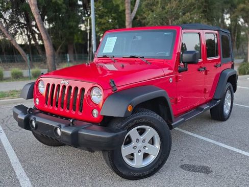 Used 2014 Jeep Wrangler Unlimited Sport w/ Quick Order Package 24S AWD/4WD image 20