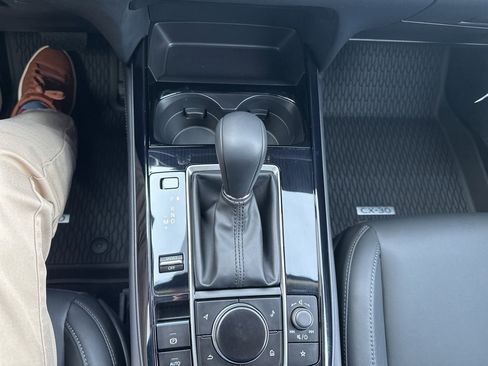 New 2025 MAZDA CX-30 AWD 2.5 S w/ Select Sport Pkg image 35