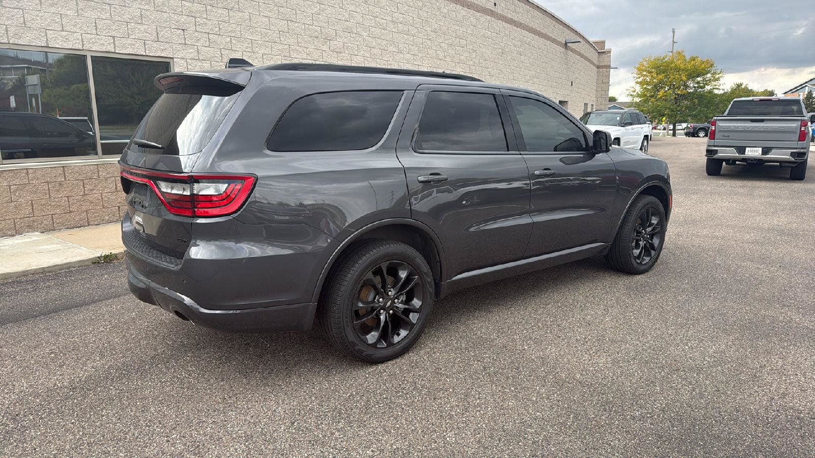 Used 2023 Dodge Durango GT AWD/4WD image 6