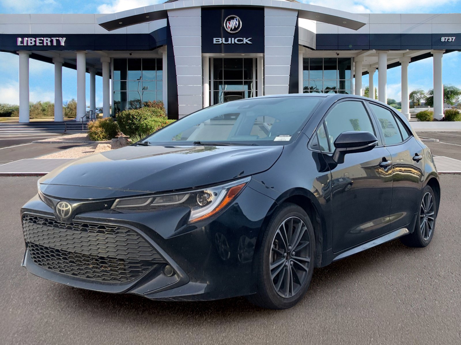 Used 2022 Toyota Corolla SE w/ Carpet Mat Package (TMS) FWD image 5