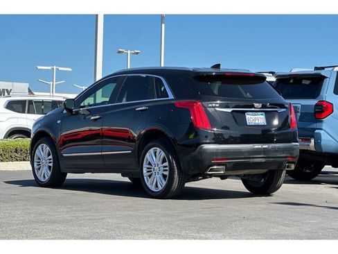 Used 2017 Cadillac XT5 Premium Luxury FWD image 6