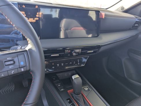 New 2026 Nissan Kicks SR w/ Illumination Package image 9