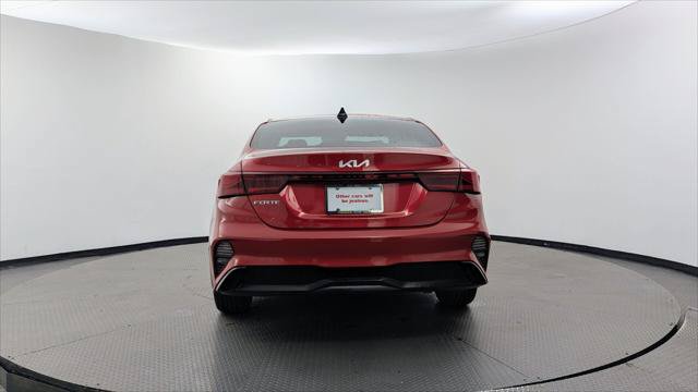 Used 2023 Kia Forte LXS FWD image 7