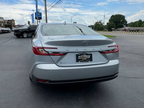 Used 2025 Toyota Camry LE FWD image 7