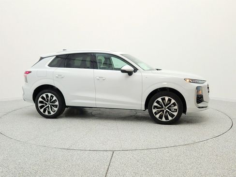 New 2026 Audi Q3 quattro 2.0T AWD/4WD image 11