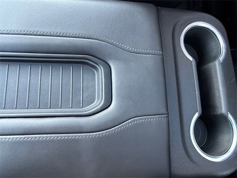 Used 2021 Chevrolet Tahoe Z71 image 21