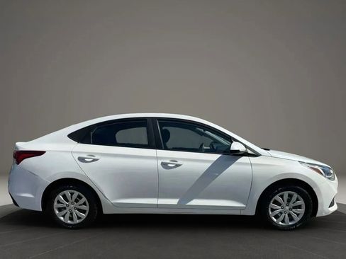 Used 2018 Hyundai Accent SE image 4