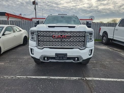 Used 2023 GMC Sierra 2500 Denali w/ Denali Ultimate Package image 3