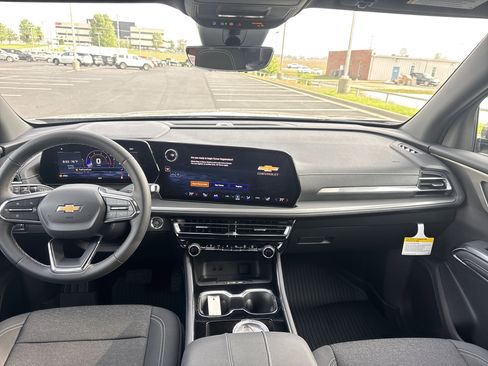 New 2026 Chevrolet Traverse LT FWD image 7