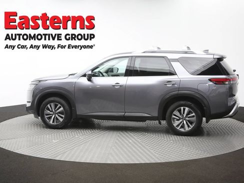 Used 2023 Nissan Pathfinder SL AWD/4WD image 61