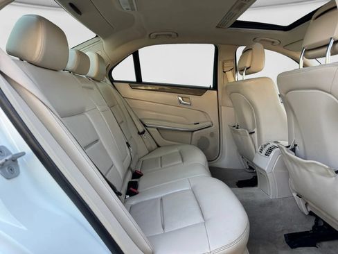 Used 2014 Mercedes-Benz E 350 Sedan image 20