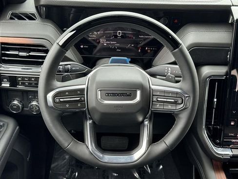 New 2026 GMC Yukon XL Denali w/ Denali Reserve Package image 8