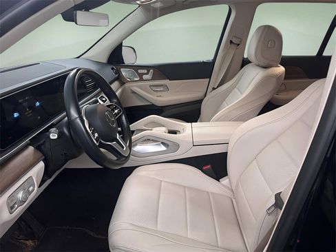 Used 2023 Mercedes-Benz GLE 350 4MATIC image 3