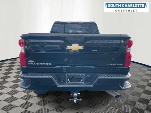 Used 2024 Chevrolet Silverado 2500 Custom w/ Custom Value Package AWD/4WD image 5