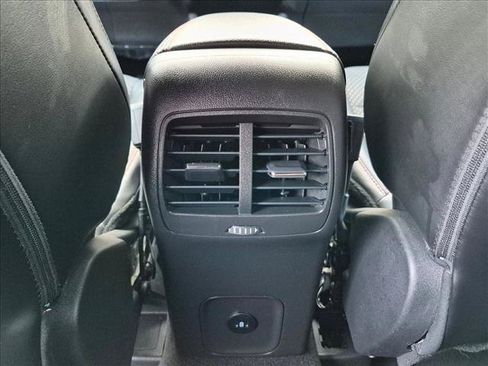 Used 2025 Ford Escape ST-Line AWD/4WD image 16