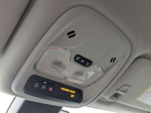 Used 2023 Chevrolet Bolt EUV LT w/ Driver Confidence Package image 16