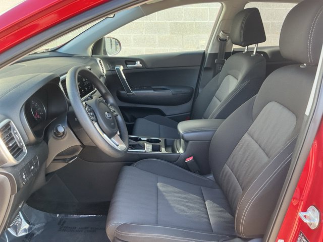 Used 2020 Kia Sportage LX AWD/4WD image 11