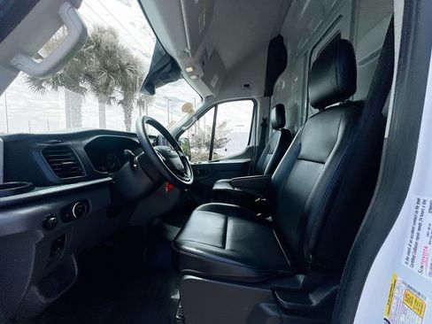 Used 2024 Ford Transit 250 148 High Roof Extended w/ Load Area Protection Package RWD image 14