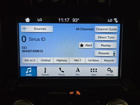 Used 2016 Ford F150 Platinum w/ Equipment Group 701A Luxury AWD/4WD image 17