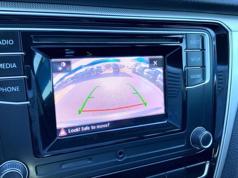 Used 2018 Volkswagen Passat 2.0T S FWD image 27