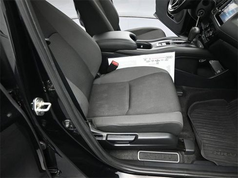Used 2019 Honda HR-V Sport image 29