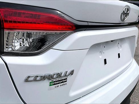 Certified 2024 Toyota Corolla LE FWD image 28