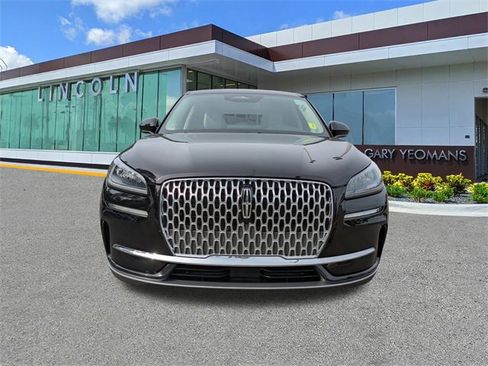 Used 2025 Lincoln Corsair Premiere image 9