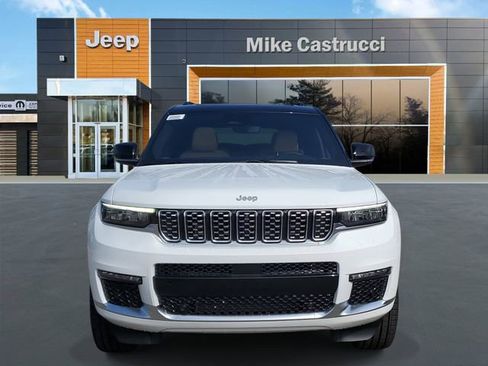 New 2025 Jeep Grand Cherokee L Summit image 2