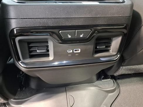 Used 2025 GMC Sierra 1500 AT4 w/ AT4 Premium Package AWD/4WD image 21