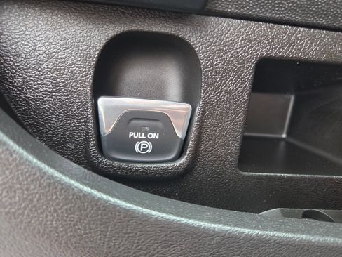Used 2023 RAM ProMaster 2500 FWD image 26