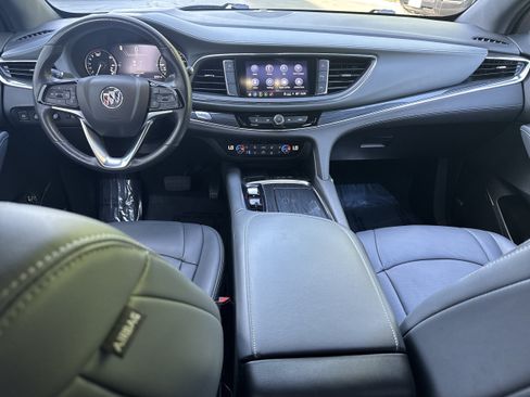 Used 2024 Buick Enclave Premium FWD image 17