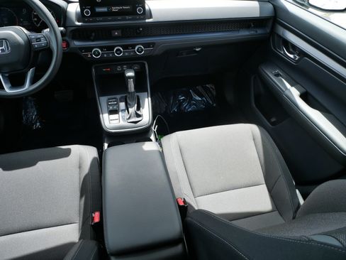 Used 2024 Honda CR-V EX image 11