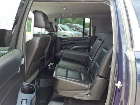 Used 2018 Chevrolet Suburban LT AWD/4WD image 11
