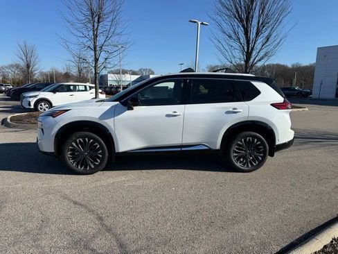 New 2026 Nissan Rogue Platinum w/ Platinum Premium Package image 8