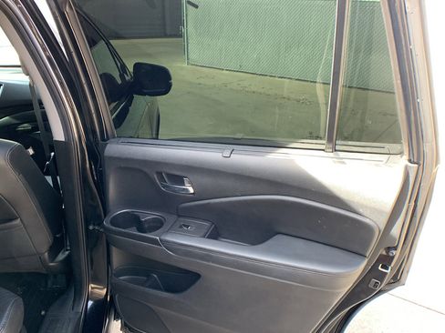 Used 2021 Honda Pilot Touring image 27