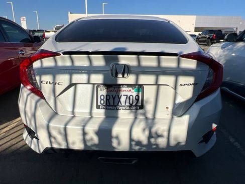 Used 2020 Honda Civic Sport image 7