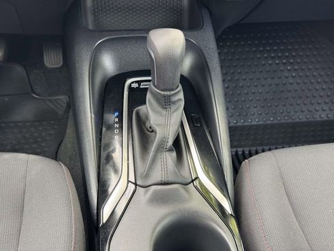 Used 2023 Toyota Corolla SE FWD image 6