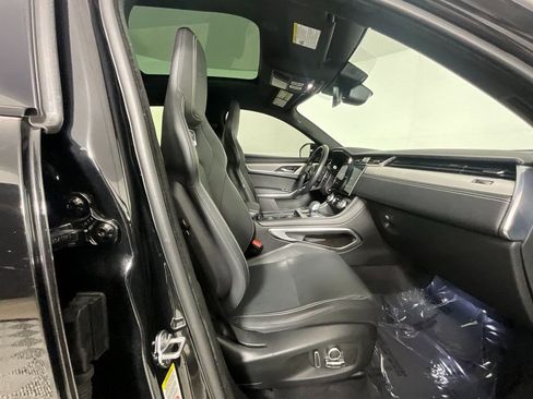 Used 2025 Jaguar F-PACE R-Dynamic S image 21
