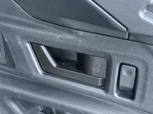 Used 2023 Subaru Outback Touring XT AWD/4WD image 30