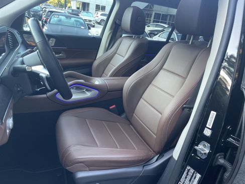 Certified 2024 Mercedes-Benz GLS 450 4MATIC image 22