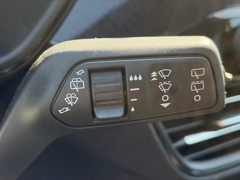 Used 2025 Ford Escape ST-Line AWD/4WD image 26