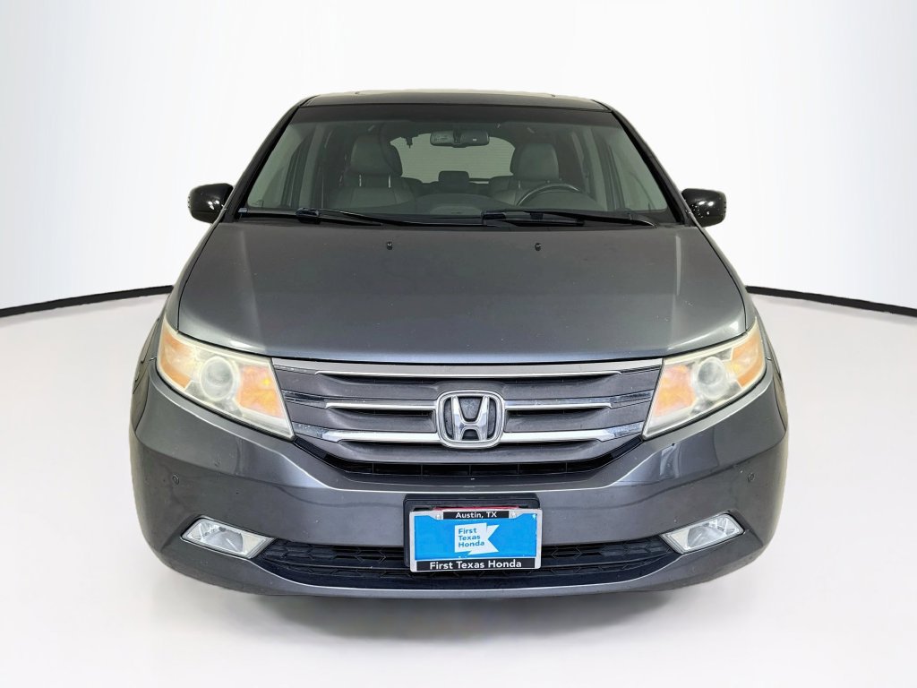 Used 2011 Honda Odyssey Touring image 2