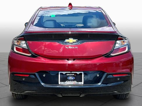 Used 2017 Chevrolet Volt Premier w/ Driver Confidence II Package FWD image 5